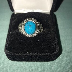 New Beautiful sterling silver ring